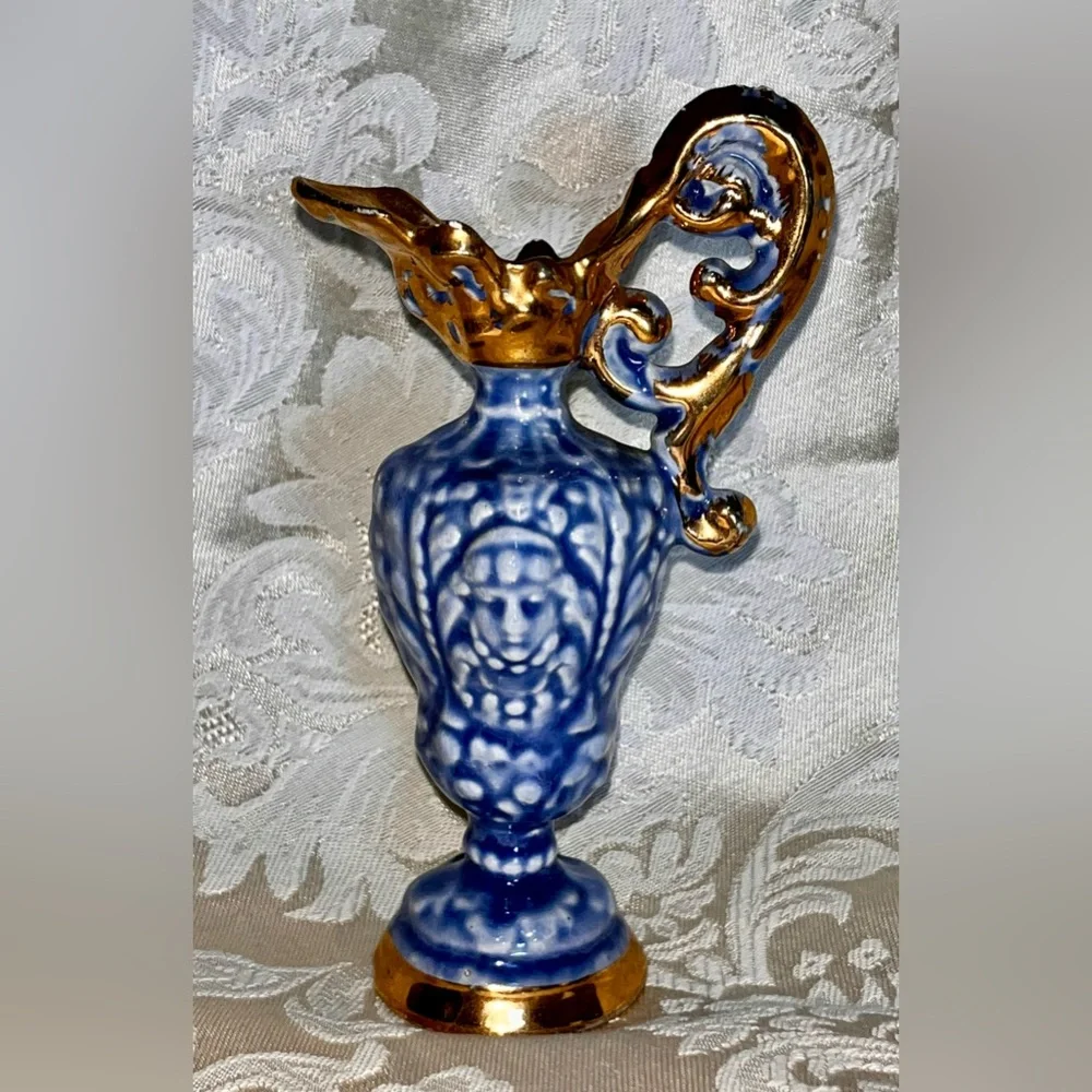 VTG Goldra E. Palestine Blue Gold Ewer Pitcher Mold 422 5.75